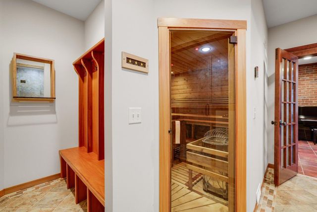 5500 Halifax Lane, Edina, MN 55424