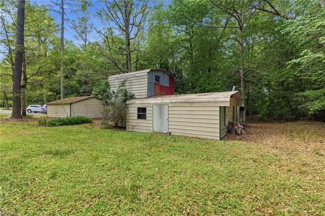 9788 Woods Cross RD, Gloucester, VA 23061