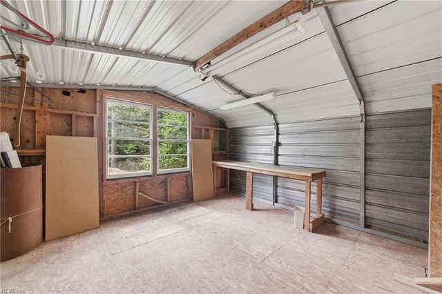 9788 Woods Cross RD, Gloucester, VA 23061