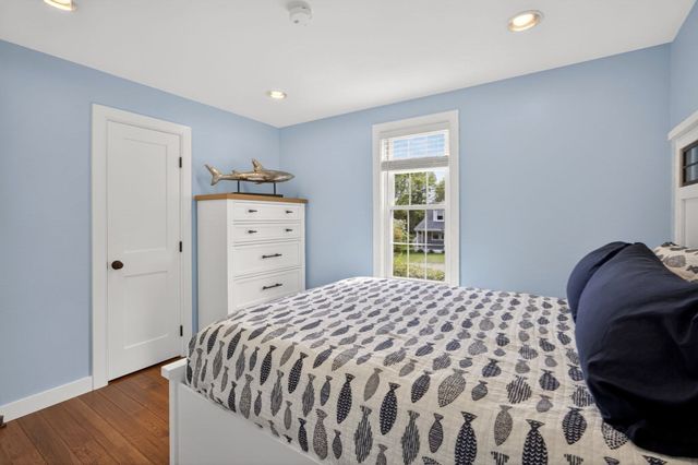 27 Bellavista Dr, Bourne, MA 02559