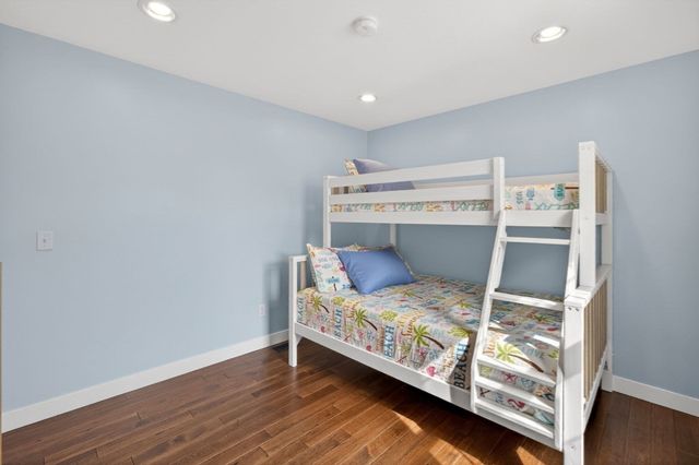 27 Bellavista Dr, Bourne, MA 02559