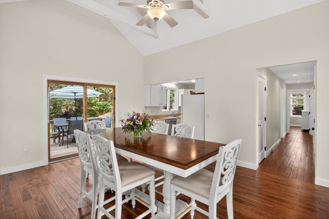 27 Bellavista Dr, Bourne, MA 02559