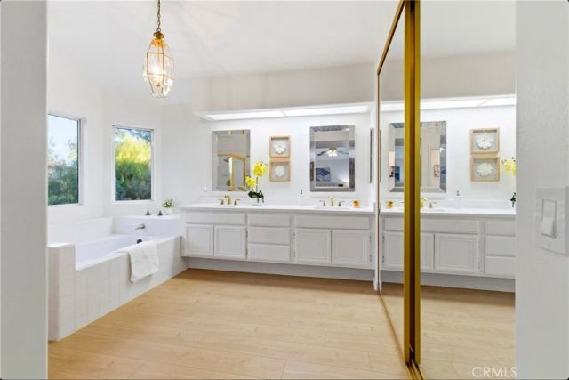 28360 Easton Lane, Santa Clarita, CA 91350