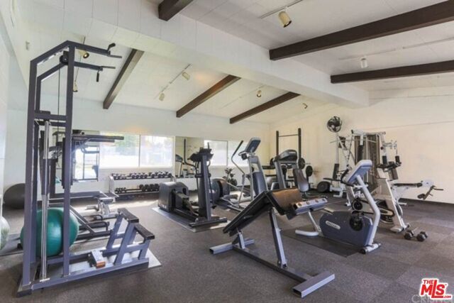 196 Cherokee, Topanga (los Angeles), CA 90290