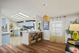 196 Cherokee, Topanga (los Angeles), CA 90290