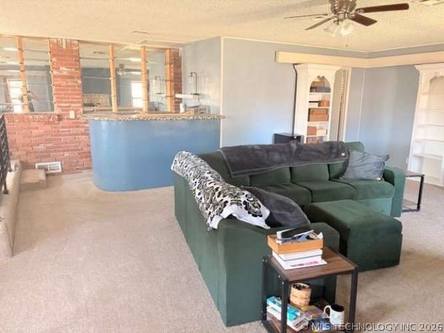 7423 E 30th Street S, Tulsa, OK 74129