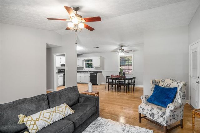 1141 Holly Hills SW Drive, Lilburn, GA 30047