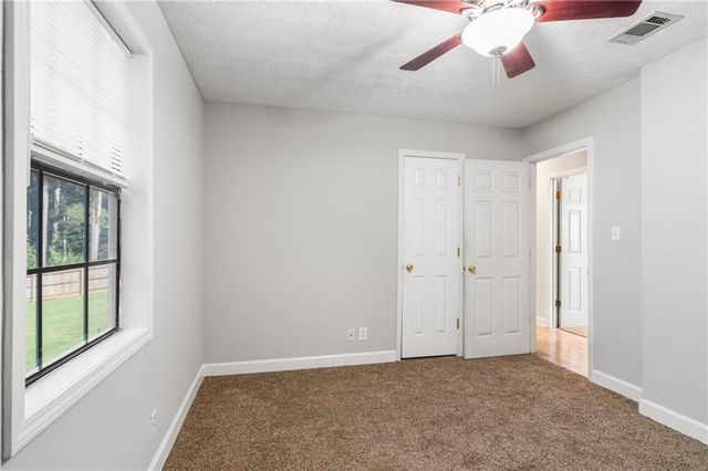 1141 Holly Hills SW Drive, Lilburn, GA 30047