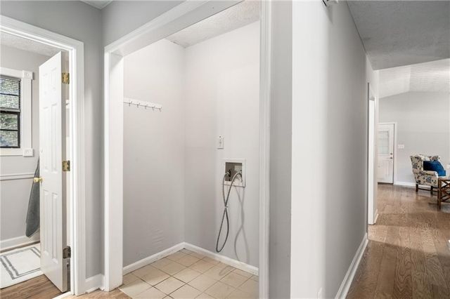 1141 Holly Hills SW Drive, Lilburn, GA 30047