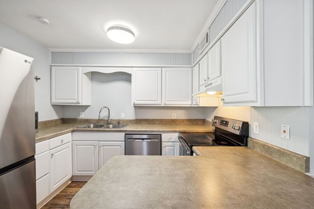 110 Bellevue Rd Apt 12, Nashville, TN 37221