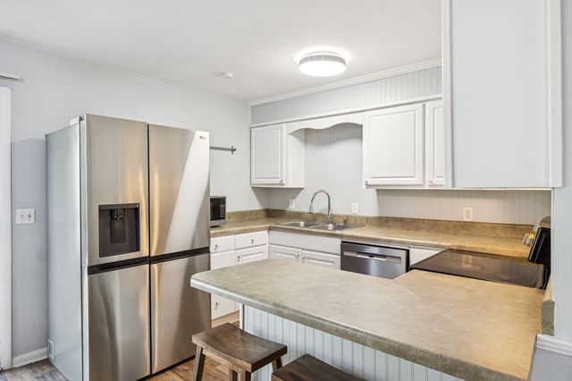 110 Bellevue Rd Apt 12, Nashville, TN 37221