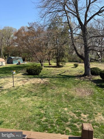 431 N FORKLANDING RD, Maple Shade, NJ 08052