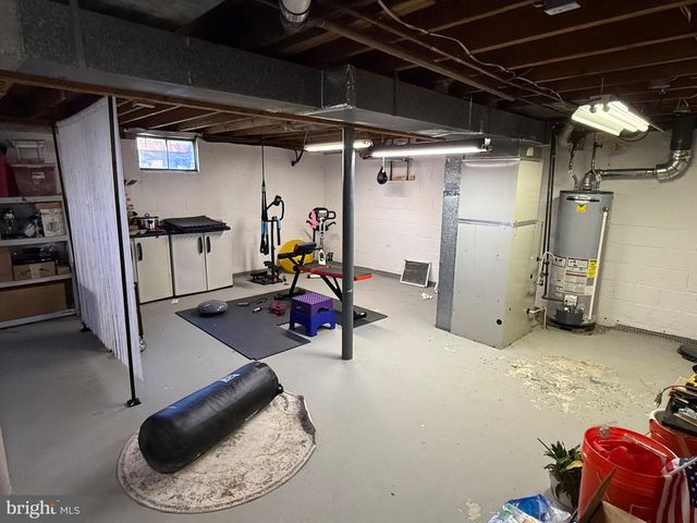 431 N FORKLANDING RD, Maple Shade, NJ 08052