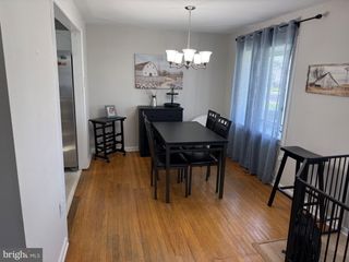 431 N FORKLANDING RD, Maple Shade, NJ 08052