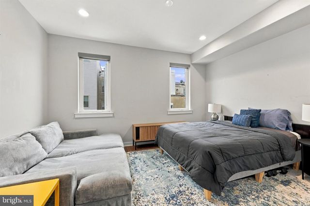 624 PIERCE ST, Philadelphia, PA 19148
