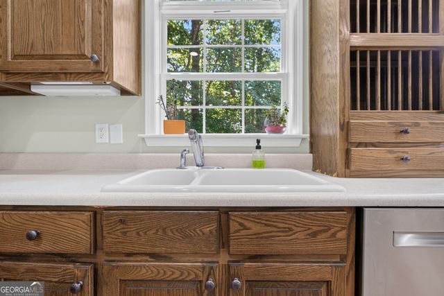 60 Tyler Woods Drive, Sharpsburg, GA 30277