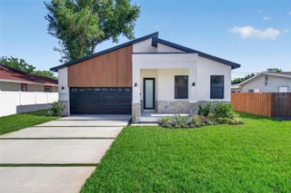 2227 32ND AVENUE N, St Petersburg, FL 33713