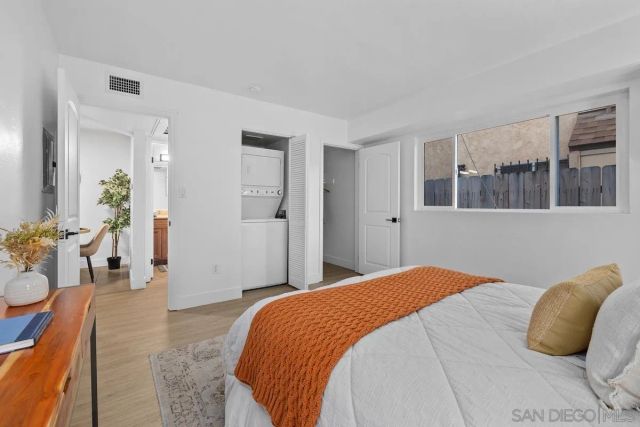 1030 Robinson Ave 107, San Diego, CA 92103