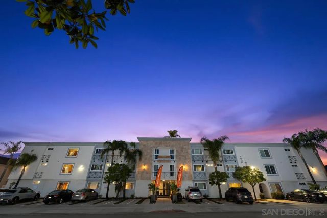 1030 Robinson Ave 107, San Diego, CA 92103