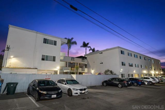 1030 Robinson Ave 107, San Diego, CA 92103