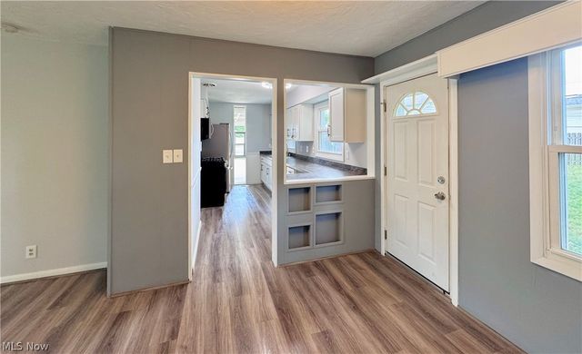 1723 Lander Road, Mayfield Heights, OH 44124