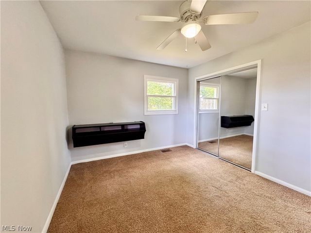 1723 Lander Road, Mayfield Heights, OH 44124