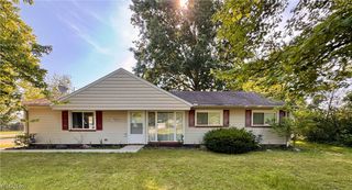 1723 Lander Road, Mayfield Heights, OH 44124