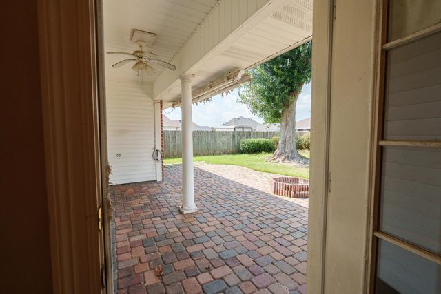 132 Leighton Loop, Houma, LA 70360