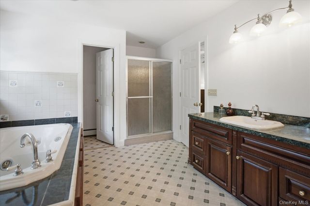 74 John Lane, Manorville, NY 11949