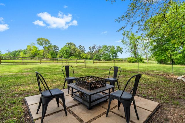 758 Jones Road, New Waverly, TX 77358