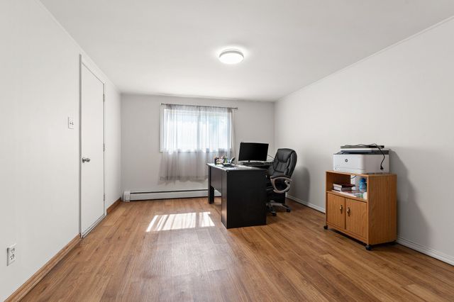 7403 W 85th Avenue, Crown Point, IN 46307