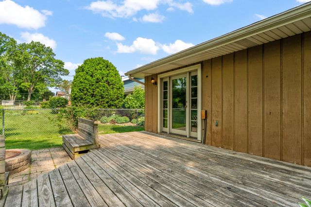 7403 W 85th Avenue, Crown Point, IN 46307