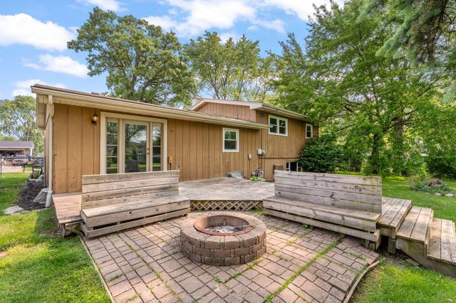 7403 W 85th Avenue, Crown Point, IN 46307