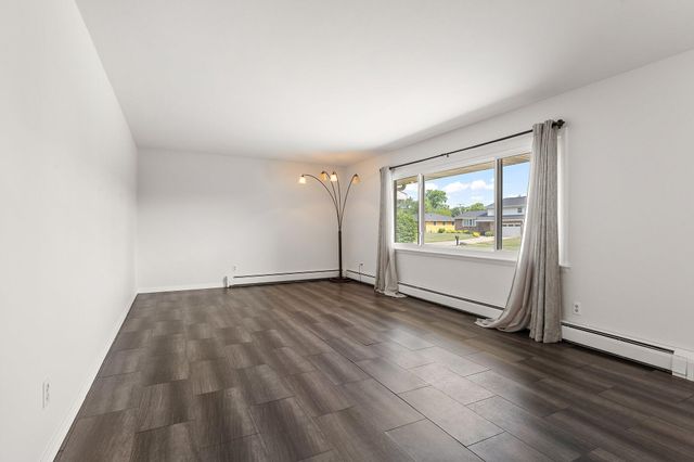 7403 W 85th Avenue, Crown Point, IN 46307