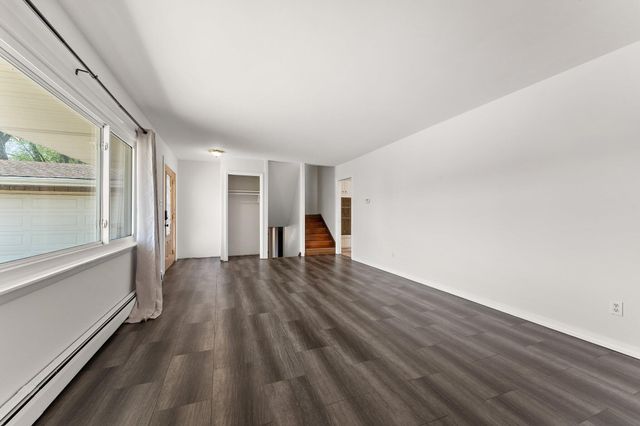 7403 W 85th Avenue, Crown Point, IN 46307