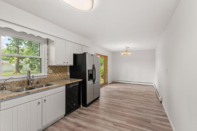 7403 W 85th Avenue, Crown Point, IN 46307