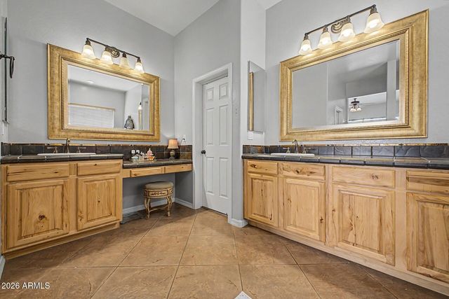 1741 W BRAMBLE BERRY Lane, Phoenix, AZ 85085