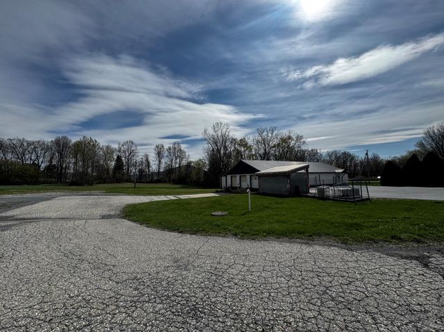 33 Transport Drive, Bennington, VT 05201