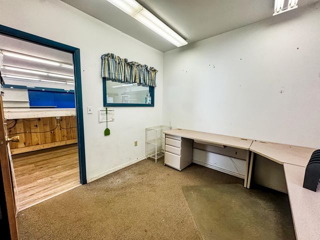 33 Transport Drive, Bennington, VT 05201