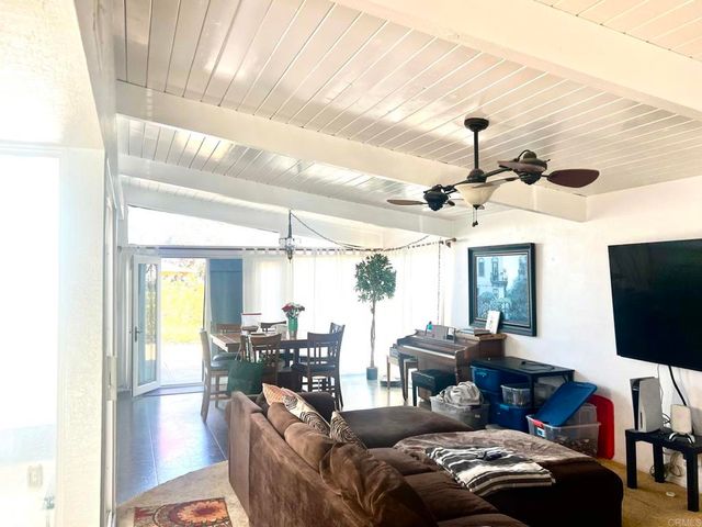 2550 Aster St, San Diego, CA 92109