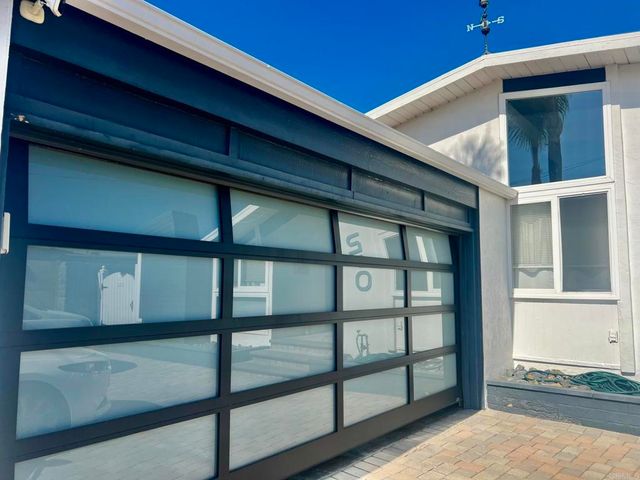 2550 Aster St, San Diego, CA 92109
