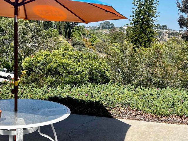 2550 Aster St, San Diego, CA 92109