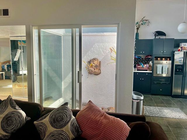 2550 Aster St, San Diego, CA 92109