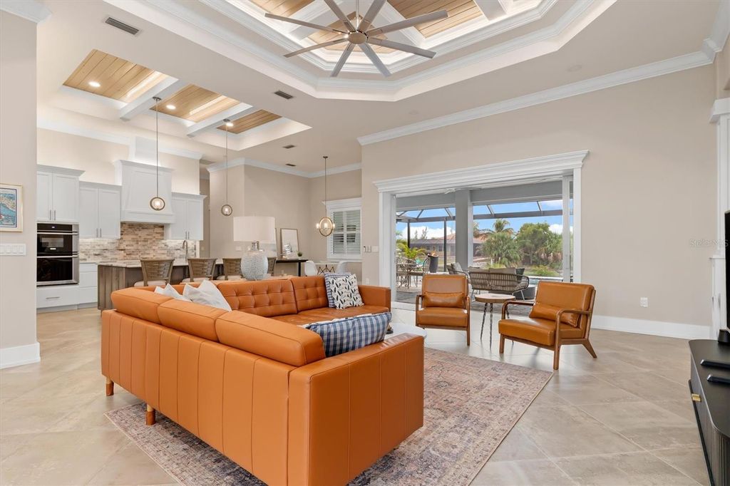 Image 11 of property listing at 15650 MEACHAM CIRCLE, Port Charlotte, FL 33981