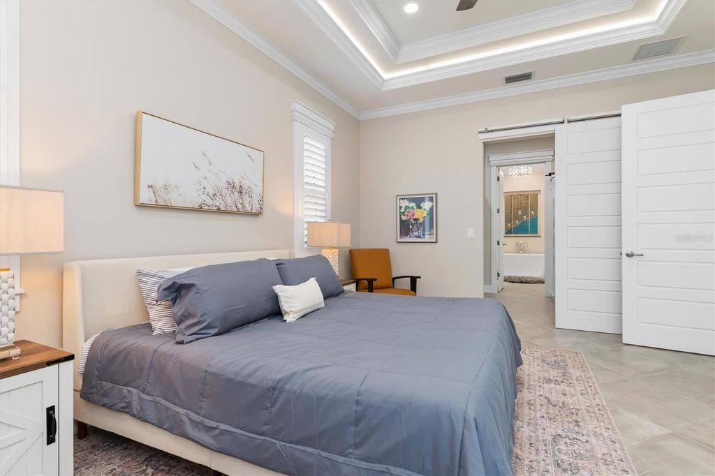 Image 25 of property listing at 15650 MEACHAM CIRCLE, Port Charlotte, FL 33981