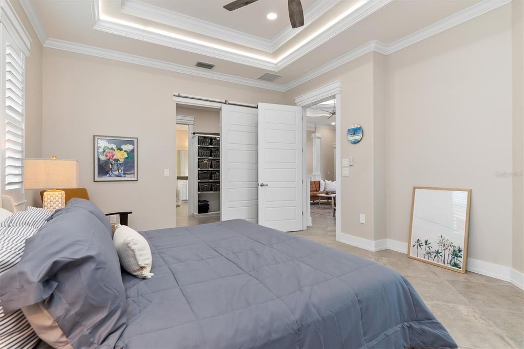 Image 26 of property listing at 15650 MEACHAM CIRCLE, Port Charlotte, FL 33981