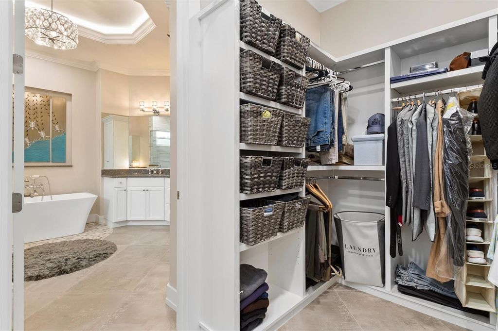 Image 33 of property listing at 15650 MEACHAM CIRCLE, Port Charlotte, FL 33981