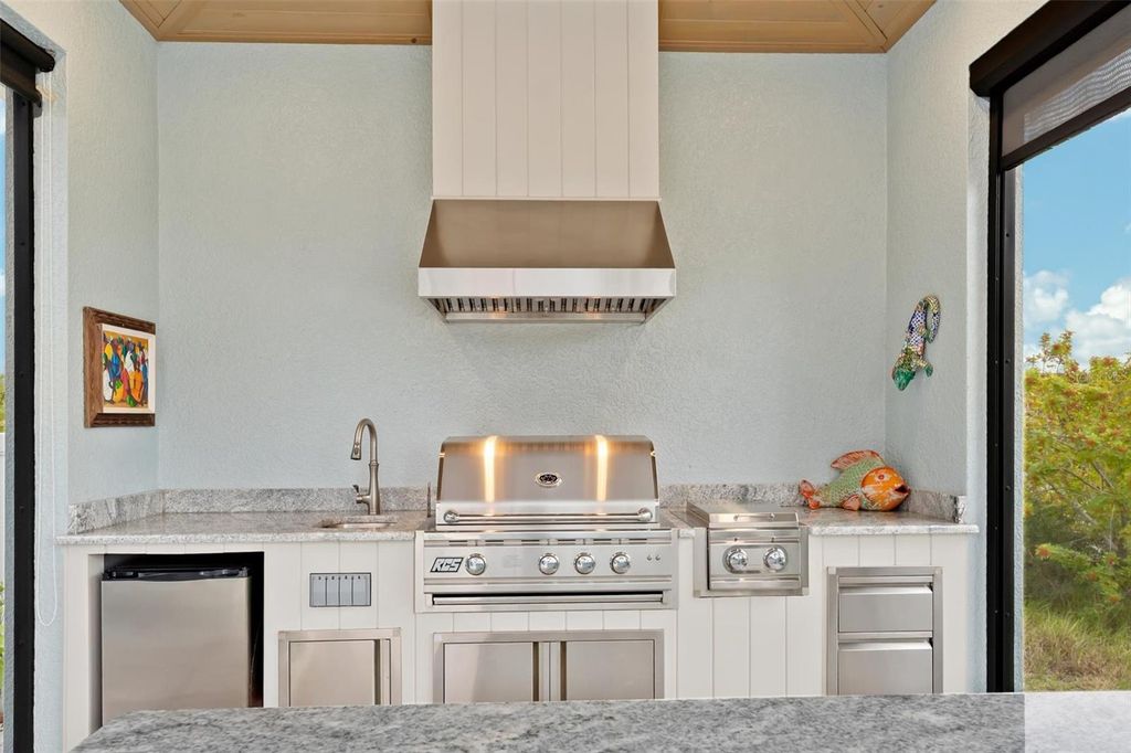 Image 45 of property listing at 15650 MEACHAM CIRCLE, Port Charlotte, FL 33981