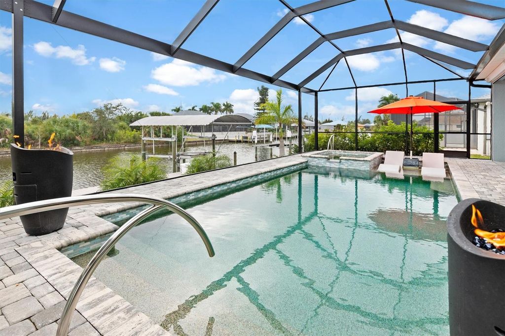 Image 47 of property listing at 15650 MEACHAM CIRCLE, Port Charlotte, FL 33981