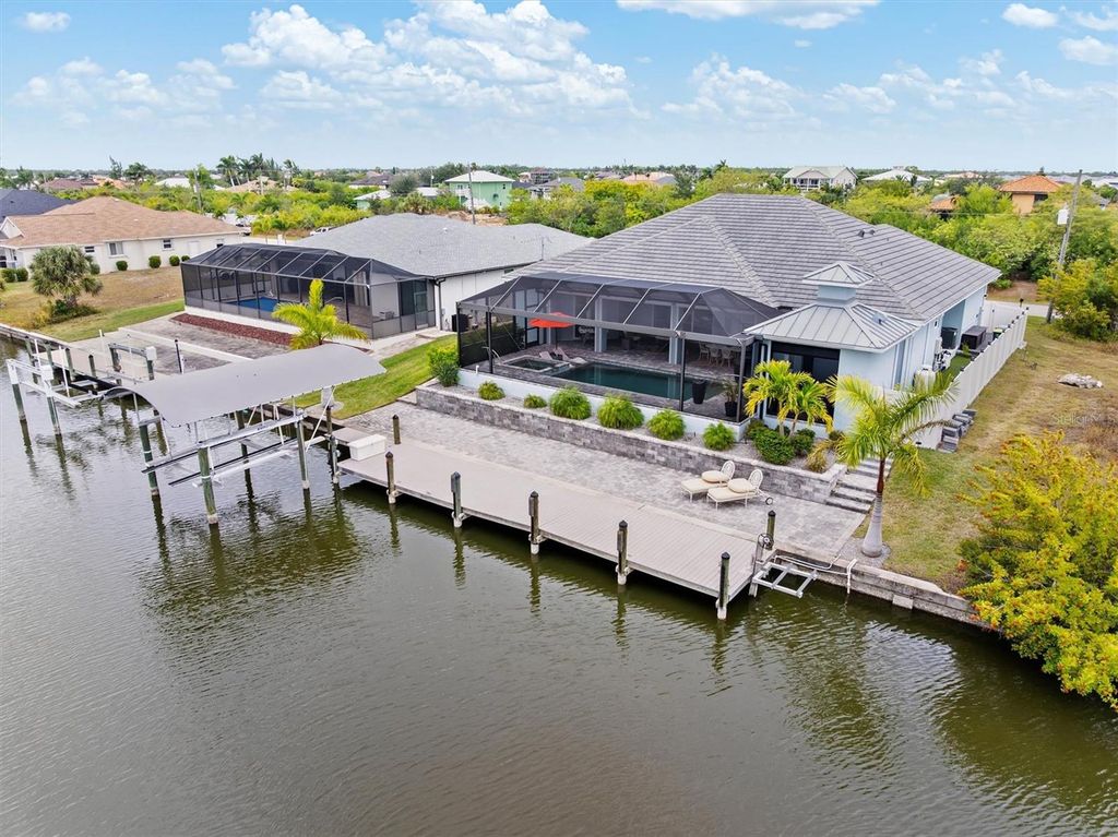Image 54 of property listing at 15650 MEACHAM CIRCLE, Port Charlotte, FL 33981